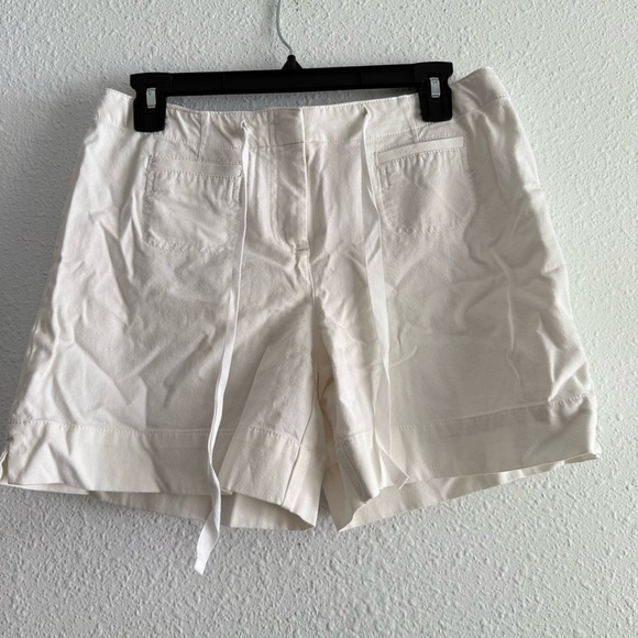 J. Jill Pants - J. Jill Cotton High Waisted Shorts Size 6P White